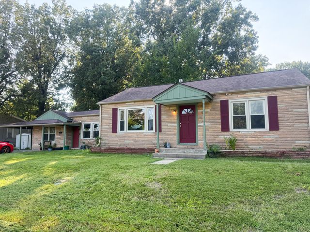 2001 B Street, Paducah, KY 42003