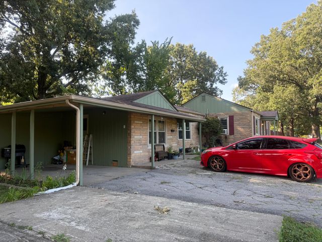 2001 B Street, Paducah, KY 42003
