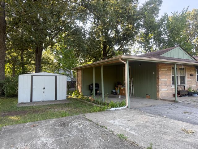 2001 B Street, Paducah, KY 42003