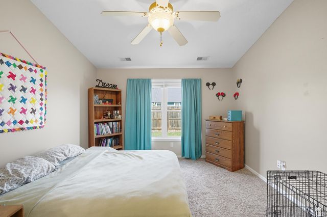 517 Brookmont Drive, Manhattan, KS 66502