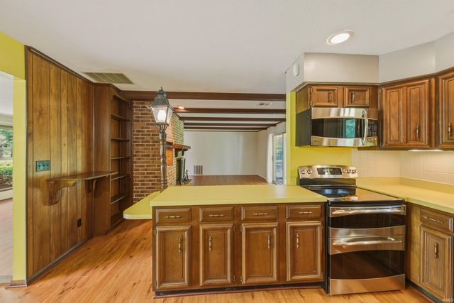 4507 W Peachtree Lane, Muncie, IN 47304