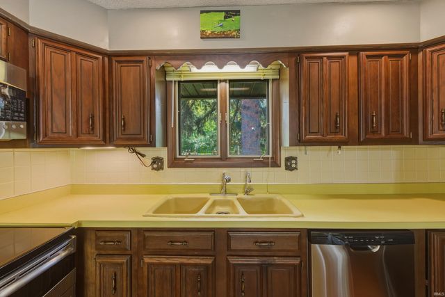 4507 W Peachtree Lane, Muncie, IN 47304