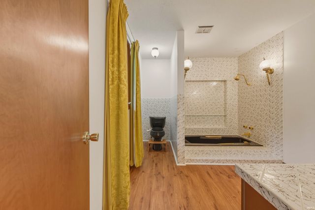 4507 W Peachtree Lane, Muncie, IN 47304