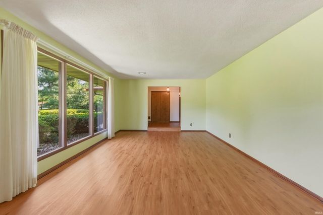 4507 W Peachtree Lane, Muncie, IN 47304