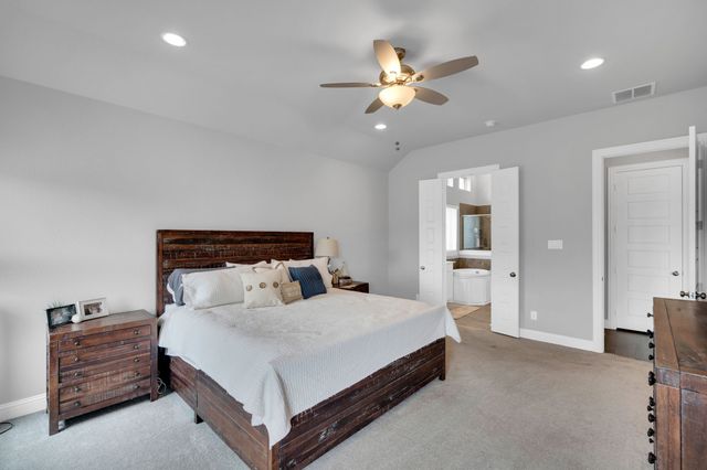 624 Sirius Lane, Waxahachie, TX 75165