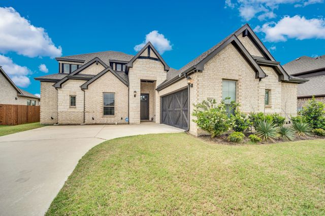 624 Sirius Lane, Waxahachie, TX 75165