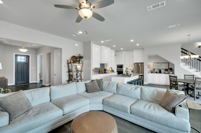 624 Sirius Lane, Waxahachie, TX 75165