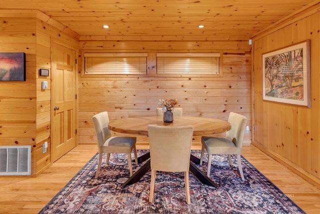 26620 Pine Avenue, Idyllwild, CA 92549