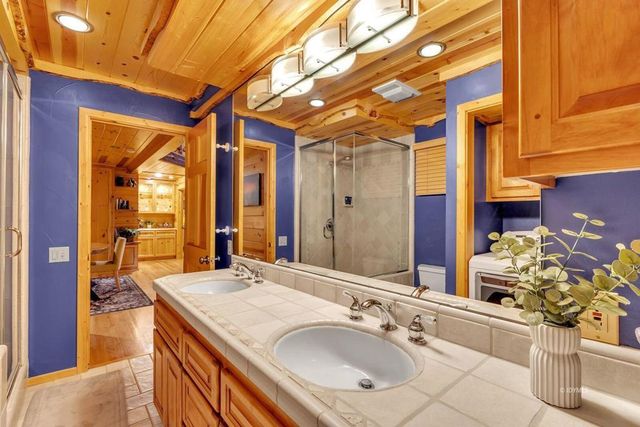 26620 Pine Avenue, Idyllwild, CA 92549