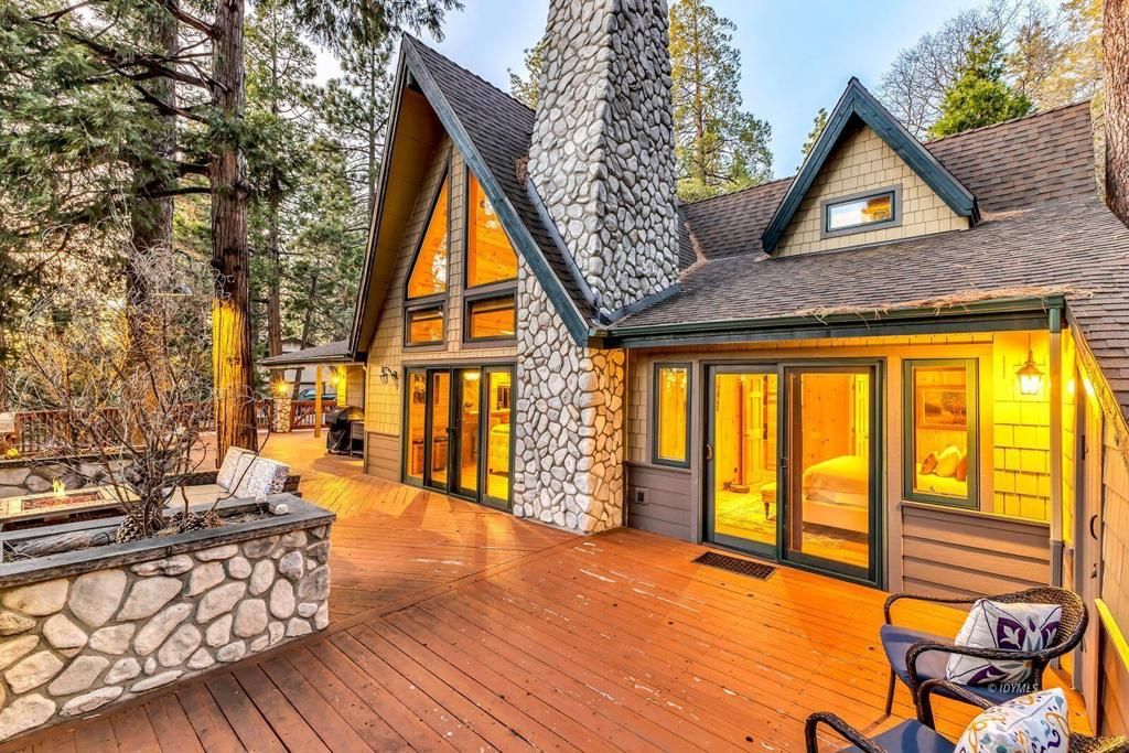 26620 Pine Avenue, Idyllwild, CA 92549