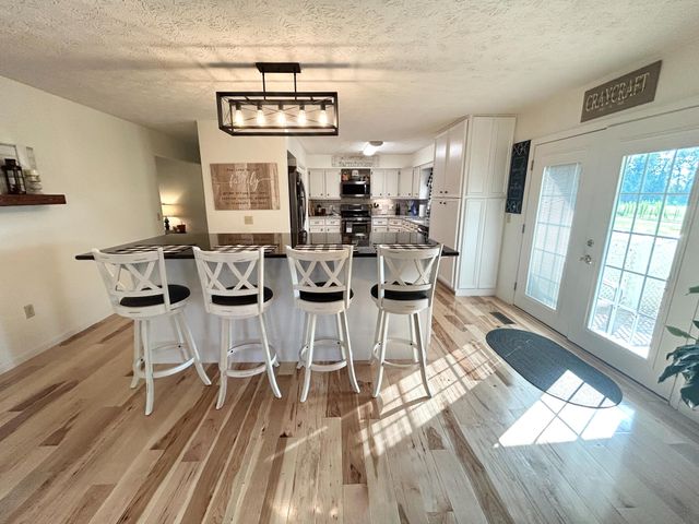 3075 Ky 8, Vanceburg, KY 41179