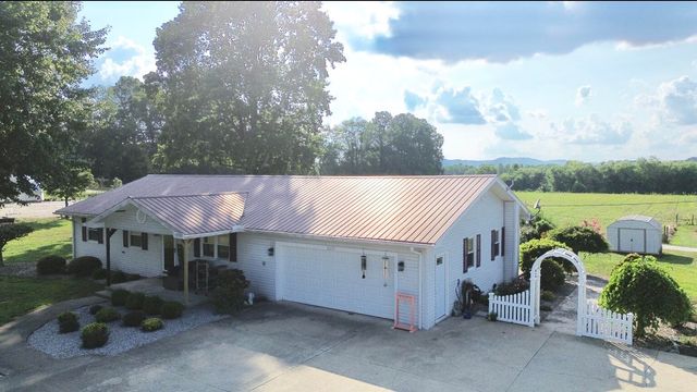 3075 Ky 8, Vanceburg, KY 41179