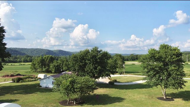 3075 Ky 8, Vanceburg, KY 41179