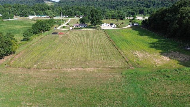 3075 Ky 8, Vanceburg, KY 41179