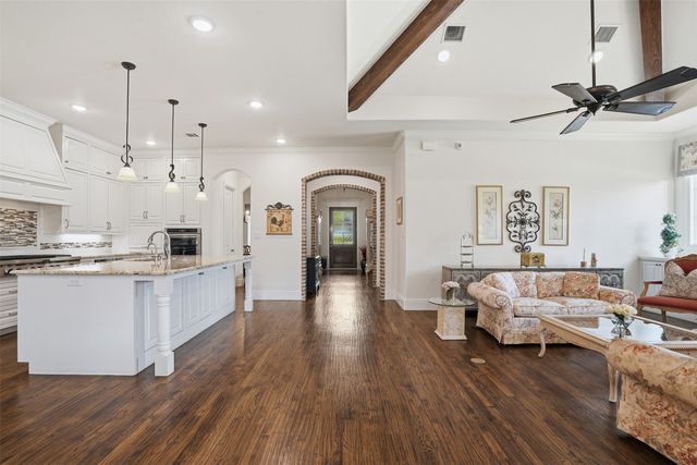 5301 Pradera Court, Benbrook, TX 76126