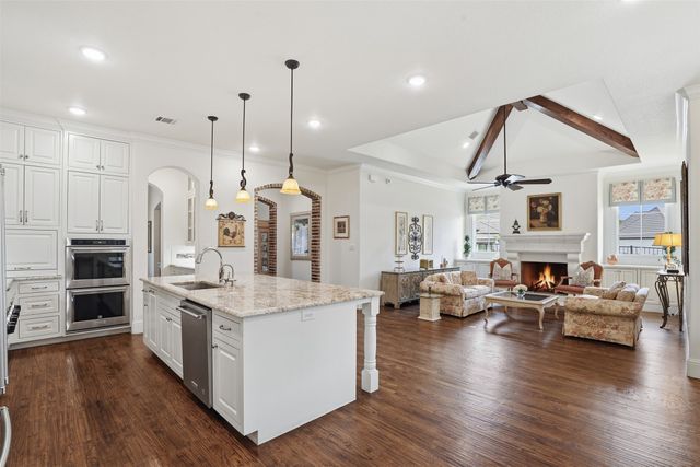 5301 Pradera Court, Benbrook, TX 76126