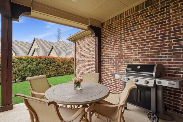 5301 Pradera Court, Benbrook, TX 76126