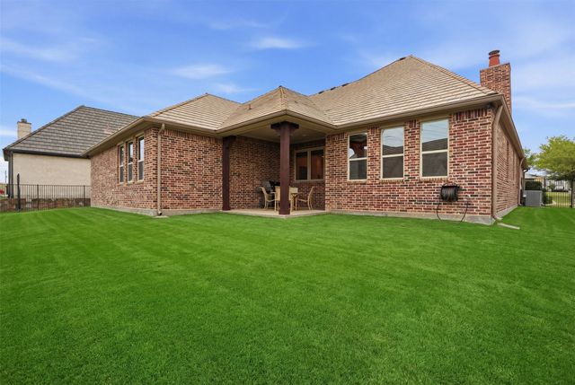 5301 Pradera Court, Benbrook, TX 76126