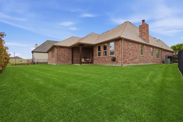 5301 Pradera Court, Benbrook, TX 76126