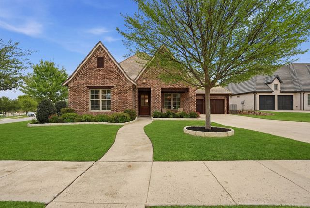 5301 Pradera Court, Benbrook, TX 76126