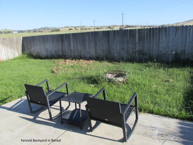 38780 Dinosaur Point Road, Hollister, CA 95023