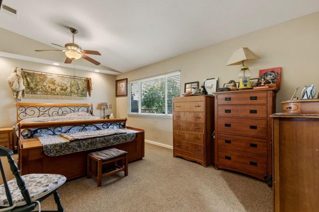 38780 Dinosaur Point Road, Hollister, CA 95023