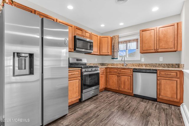 19 Saint David Drive, Toms River, NJ 08757
