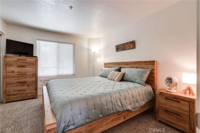 1200 Pacific Coast 327, Huntington Beach, CA 92648