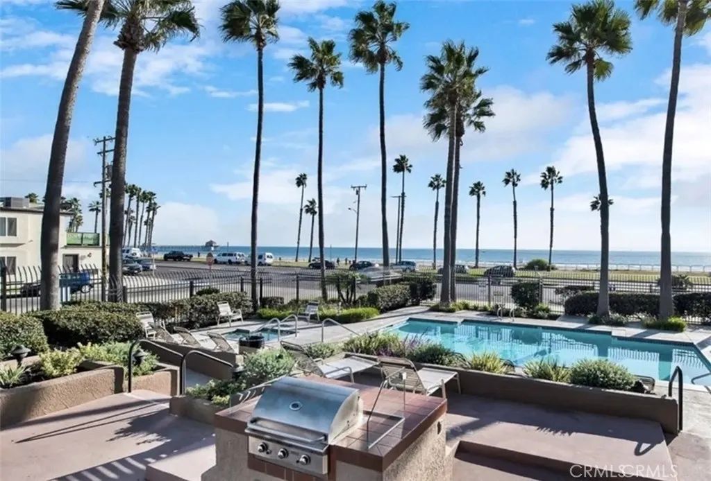 1200 Pacific Coast 327, Huntington Beach, CA 92648