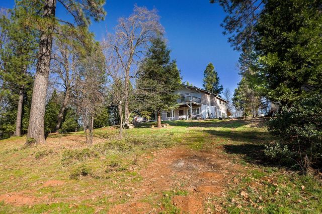 13971 Ryans Ranch Rd, Grass Valley, CA 95945