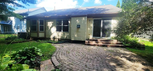 7944 Thornhill Drive, Ypsilanti, MI 48197