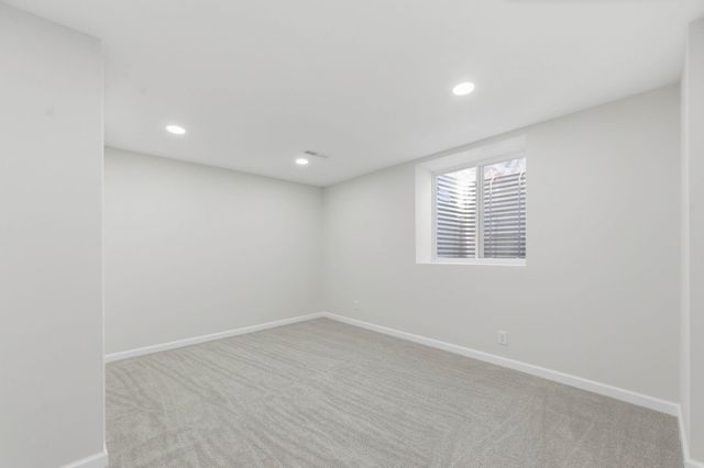 2540 N Claiborn Cir, Wichita, KS 67226