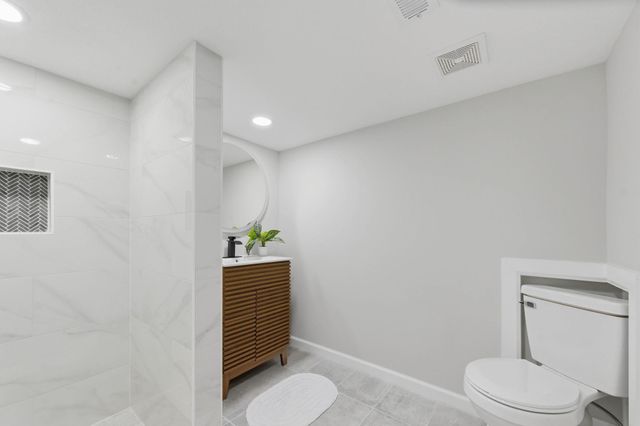 2540 N Claiborn Cir, Wichita, KS 67226