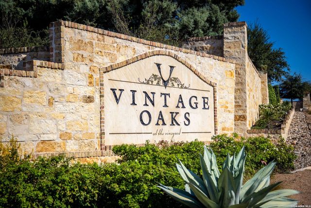 1185 Waddie Way, New Braunfels, TX 78132