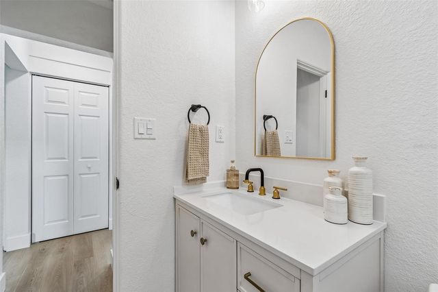 2844 30TH AVENUE N, St Petersburg, FL 33713