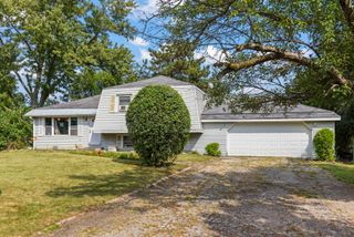 1N043 Darling Street, Carol Stream, IL 60188