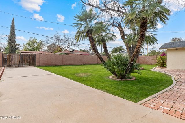 4213 E LEWIS Avenue, Phoenix, AZ 85008