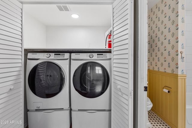 4213 E LEWIS Avenue, Phoenix, AZ 85008