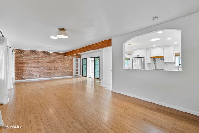 4213 E LEWIS Avenue, Phoenix, AZ 85008