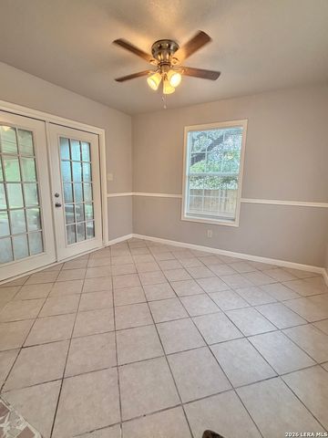 838 Big Sky Dr, San Antonio, TX 78245