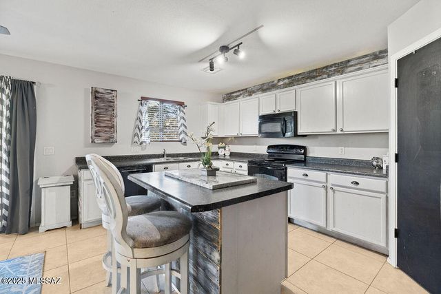 4021 E Lushfield Drive, Tucson, AZ 85756