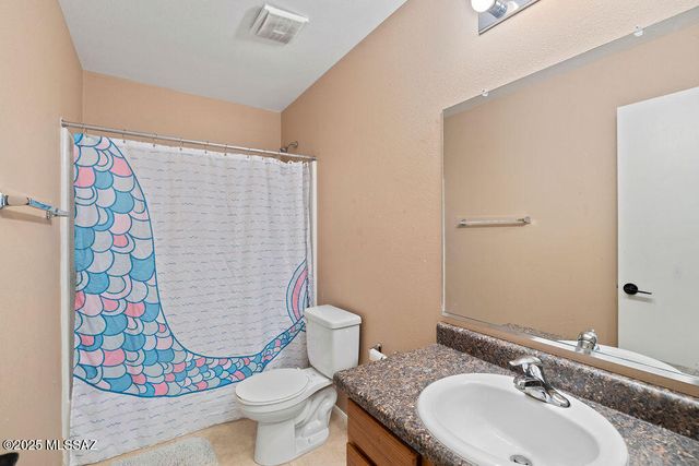 4021 E Lushfield Drive, Tucson, AZ 85756