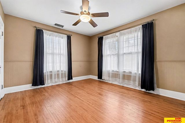 1210 N Broad Street, Fremont, NE 68025