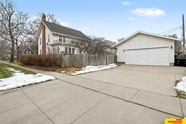 1210 N Broad Street, Fremont, NE 68025