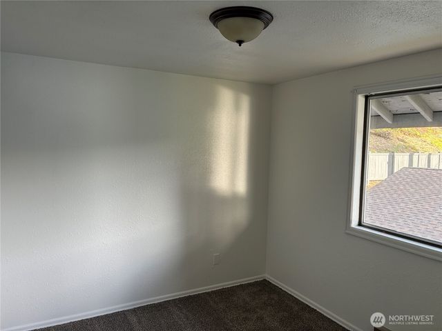 3410 E State Route 302, Belfair, WA 98528