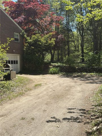 100 Snuff Mill Road, North Kingstown, RI 02874