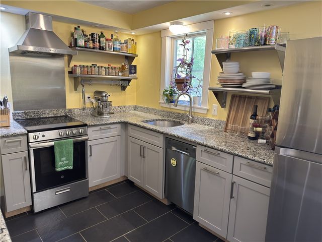 100 Snuff Mill Road, North Kingstown, RI 02874