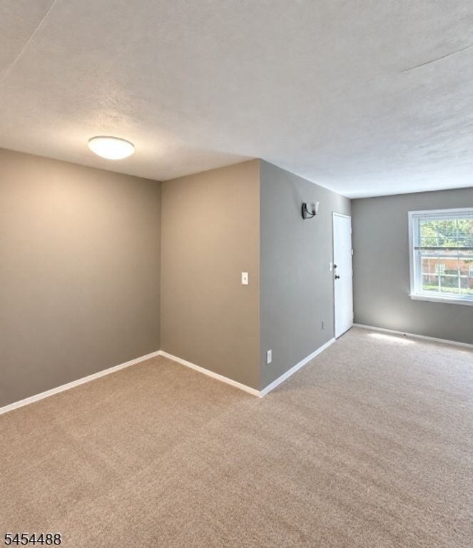 132 Claremont Rd 7B, Bernardsville Boro, NJ 07924 — photo 4