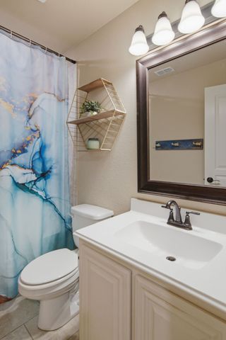 212 Spruce Valley Drive, Justin, TX 76247