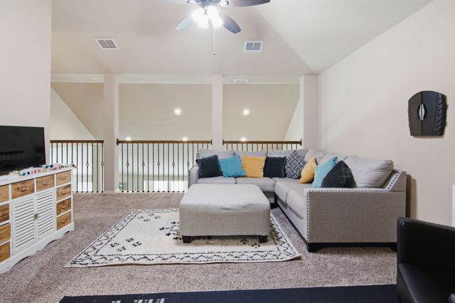 212 Spruce Valley Drive, Justin, TX 76247